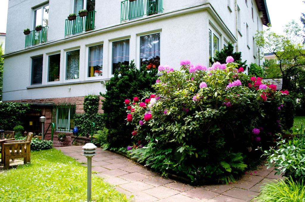 Haus Helvetia Bed & Breakfast Bad Orb Exterior photo